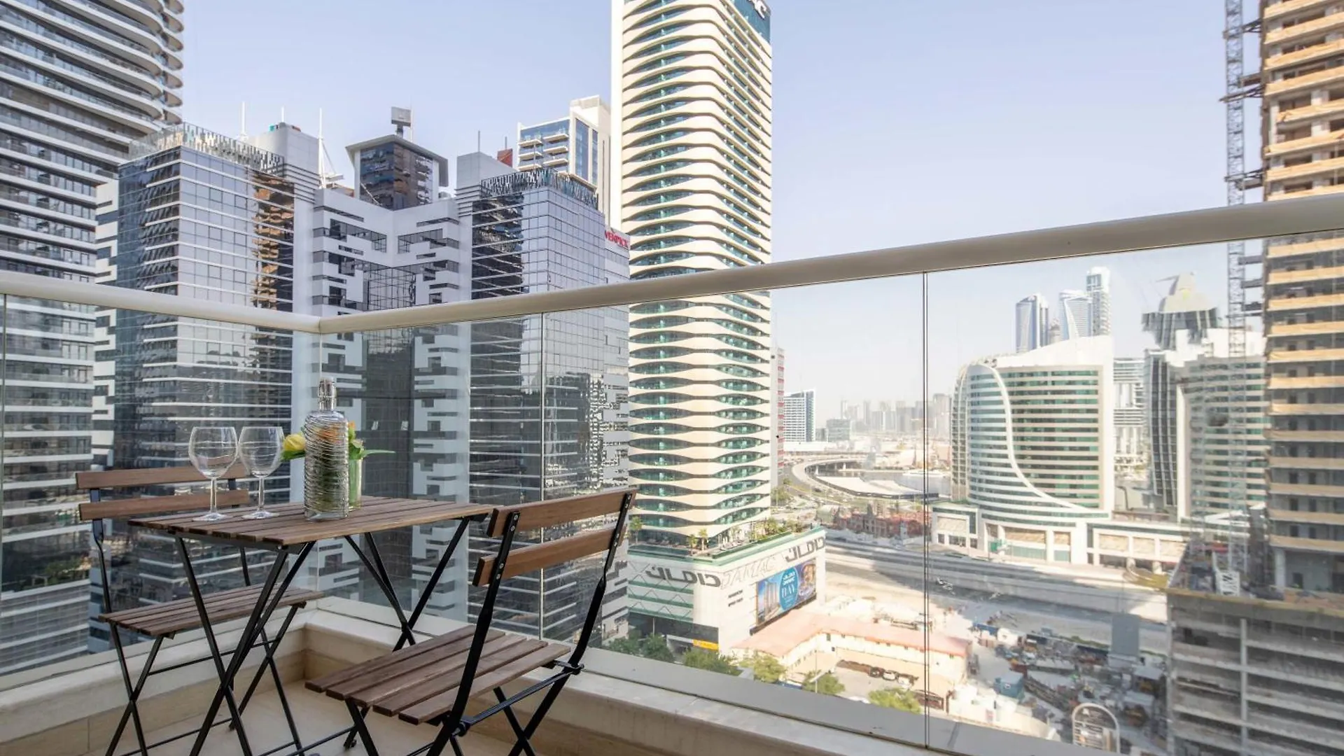 Apartment Frank Porter - Mon Reve Dubai United Arab Emirates